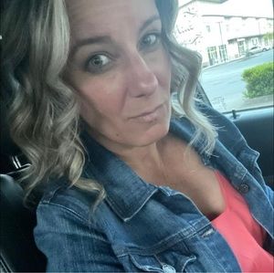 Meet your Posher, Tiffani